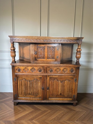 Mid 20th century golden oak - a,